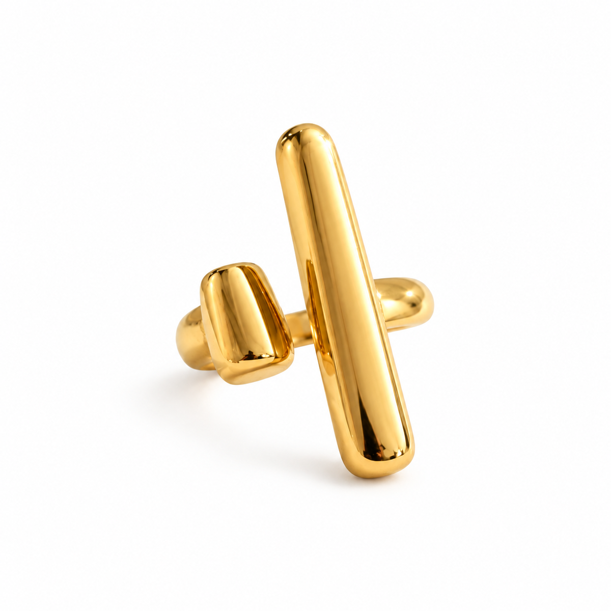 Veyra Ring – verstellbarer Ring aus Edelstahl, vergoldet, längliche skulpturale Form