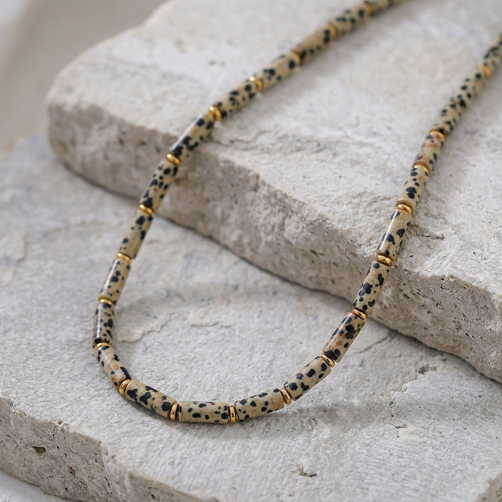 Siena Stone Kette – Halskette aus Edelstahl, vergoldet, mit länglichen Kaiserstein-Elementen – Ansicht 3