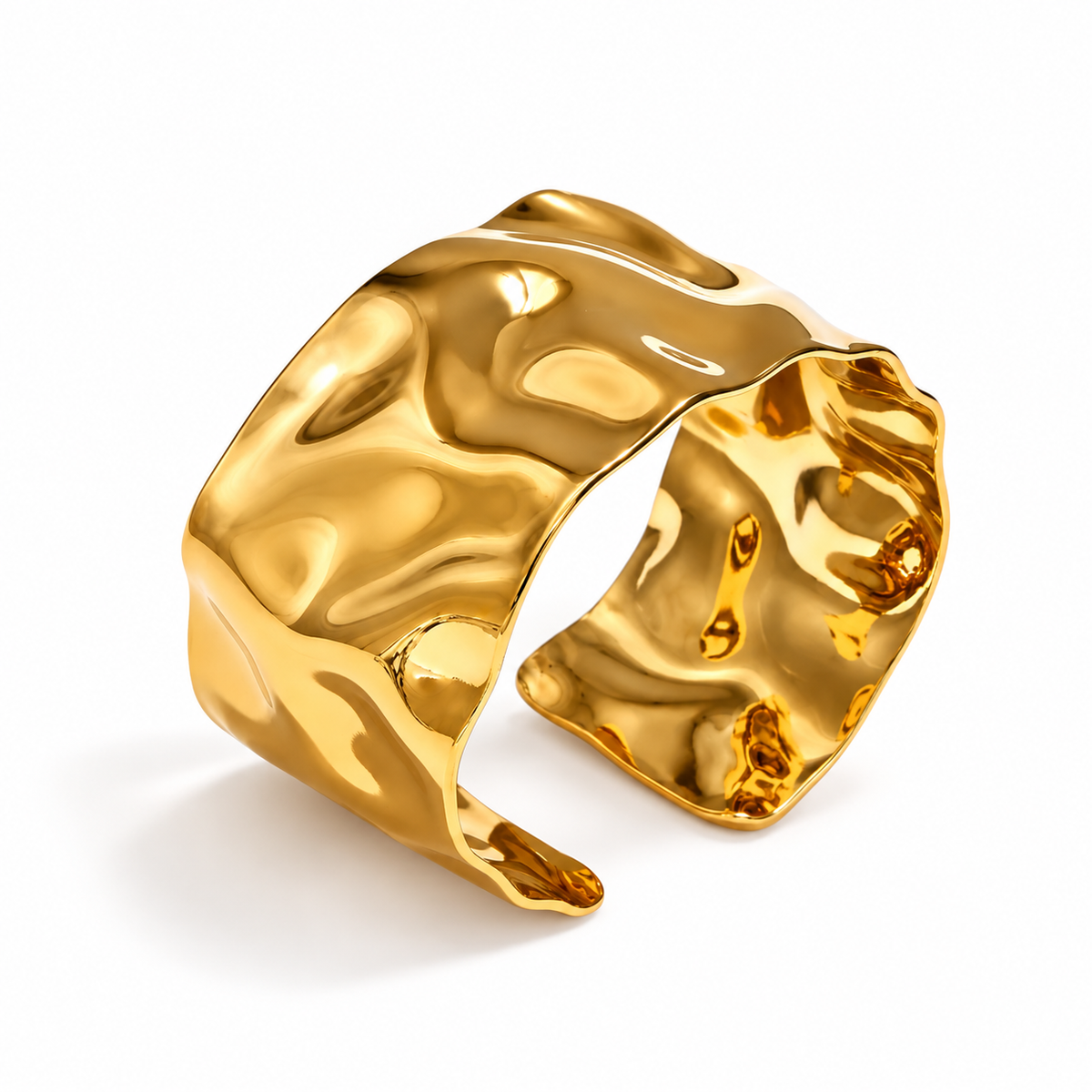 Aurea Sculpt Cuff Armreif – Armreif aus Edelstahl, vergoldet, breit mit gewellter Oberfläche