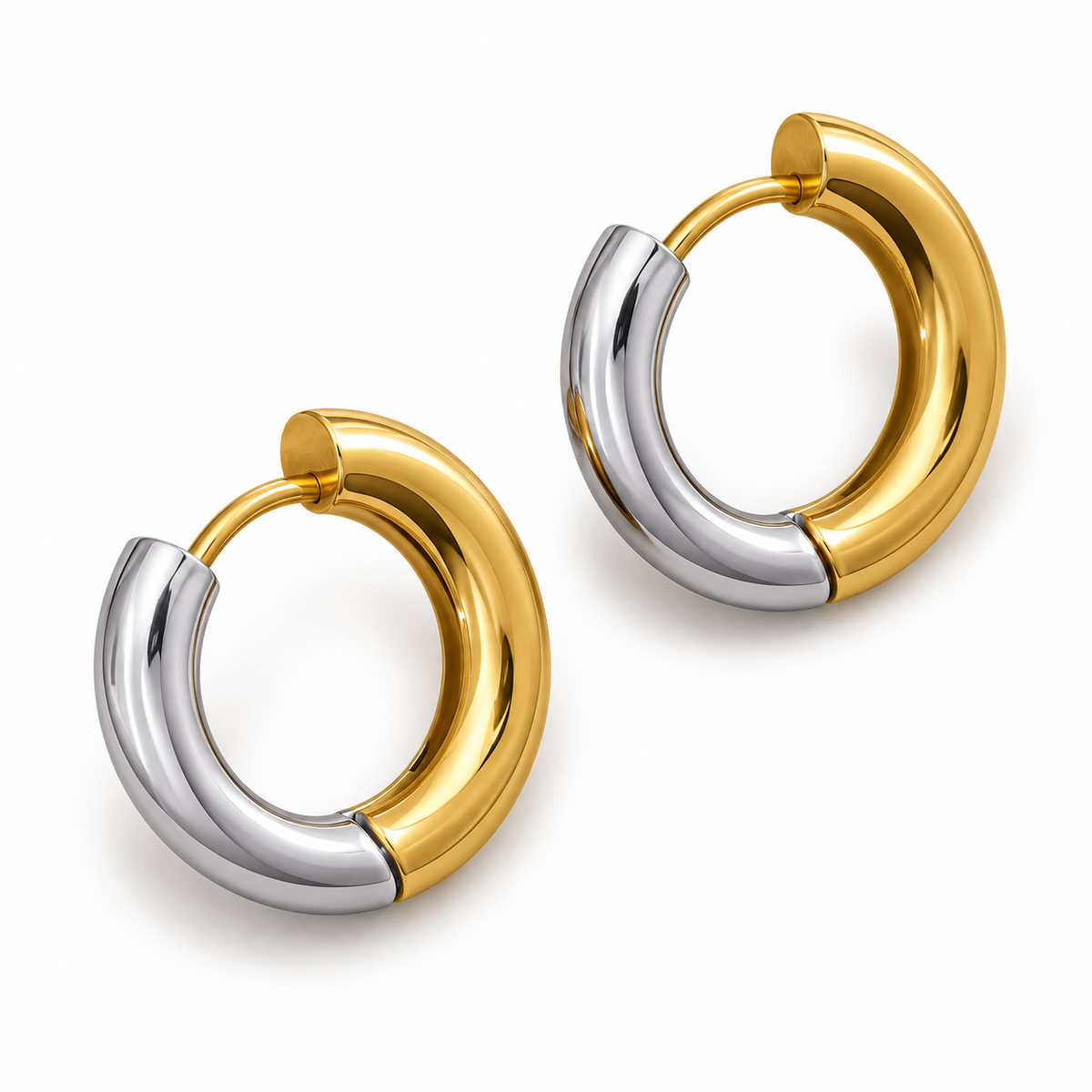Nova Duo Creolen – zweifarbige Creolen aus Edelstahl, vergoldet, geometrisch in Gold und Silber