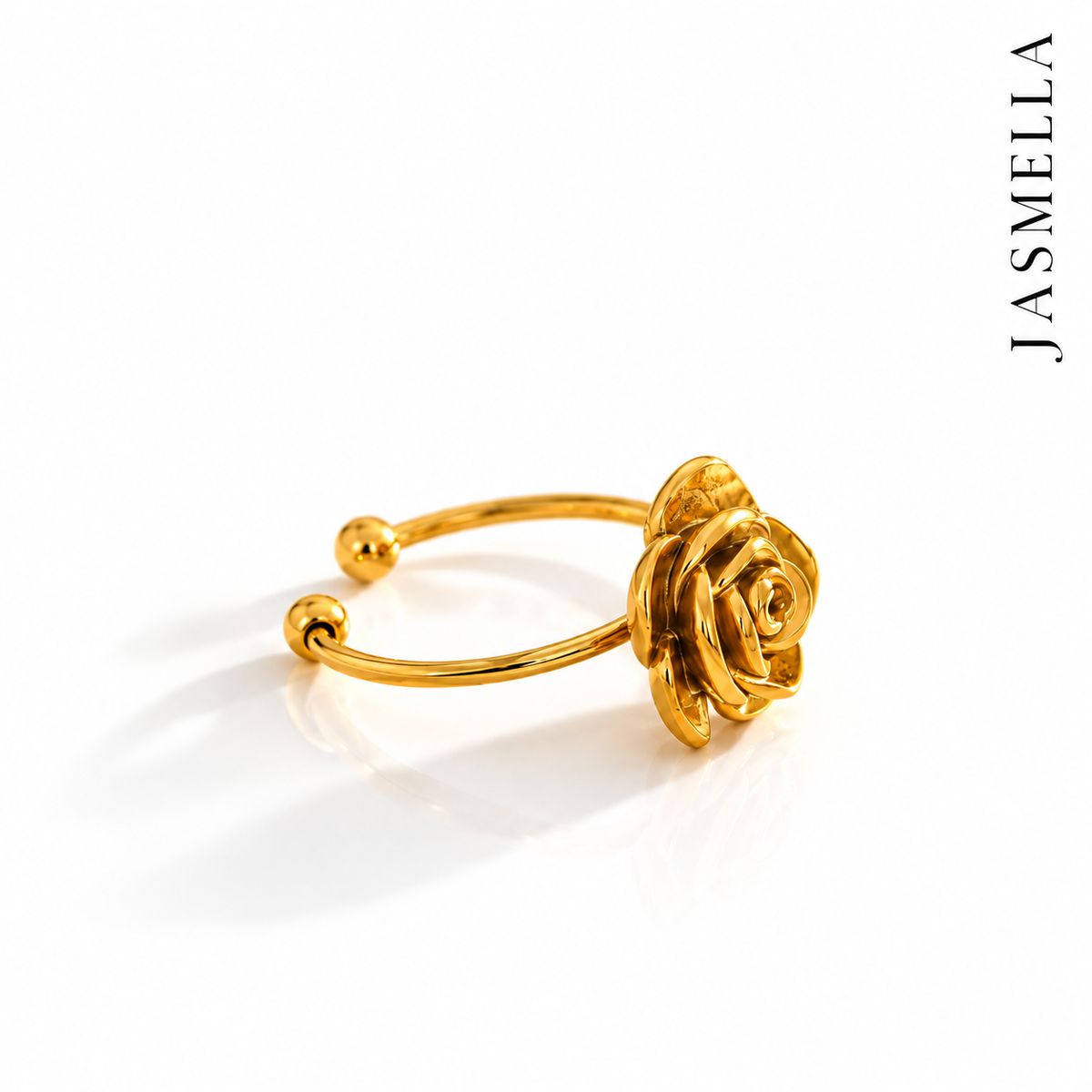 Rosalie Bloom Ring – verstellbarer Ring aus Edelstahl, vergoldet, plastisches Rosenmotiv – Ansicht 3