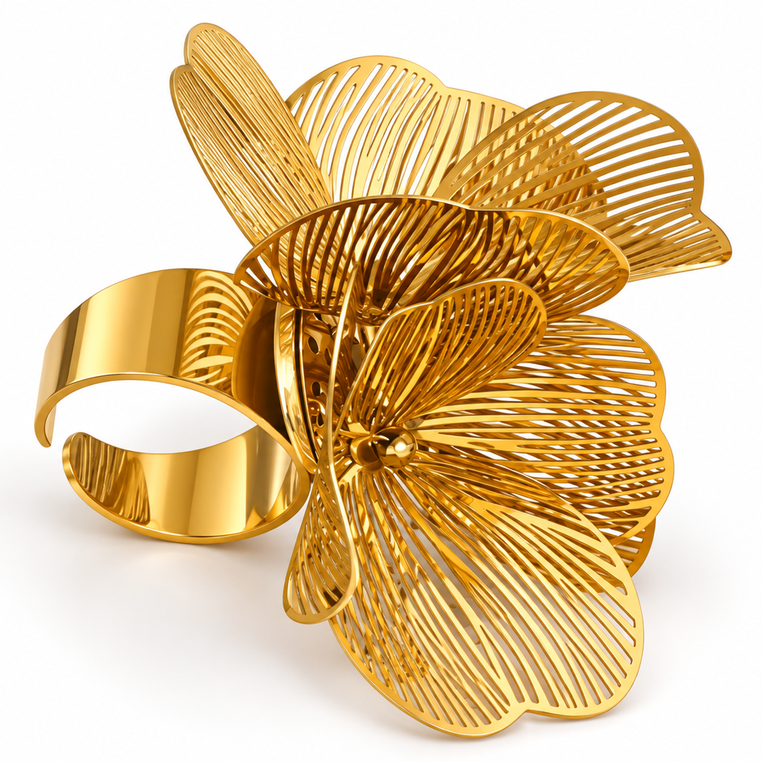 Solea Filigree Ring – Statement-Ring aus Edelstahl, vergoldet, filigrane offene Blüte